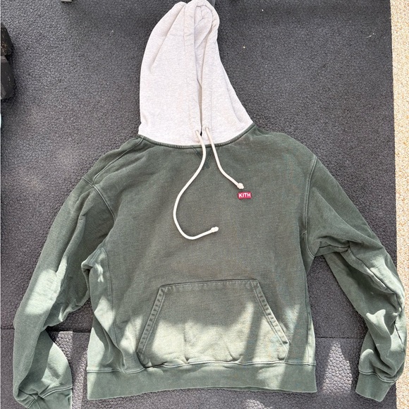 Kith Green and White Men's Sweater